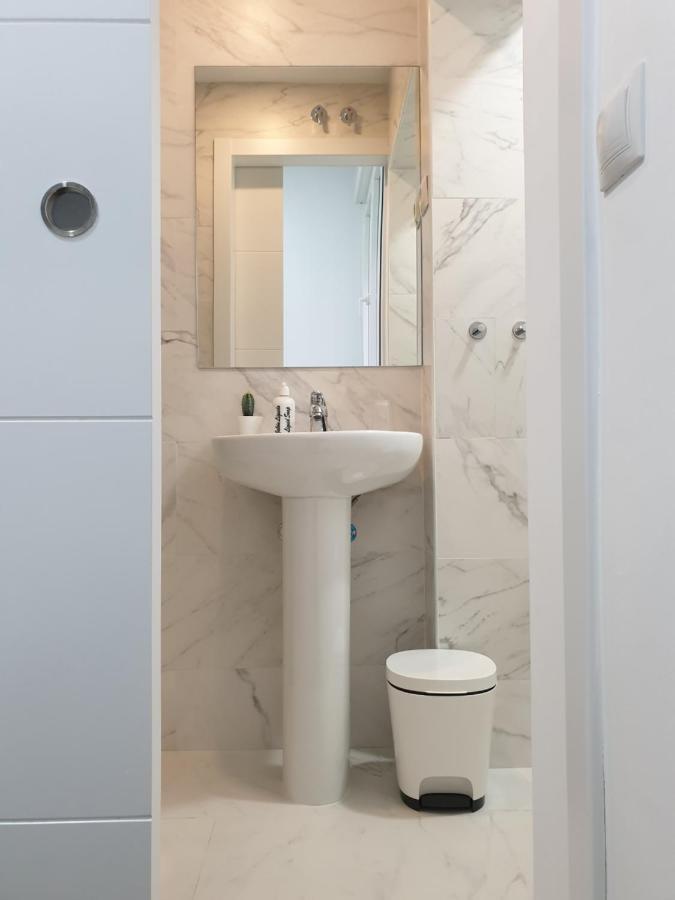 Norte Oviedo Rooms Madrid Exterior photo